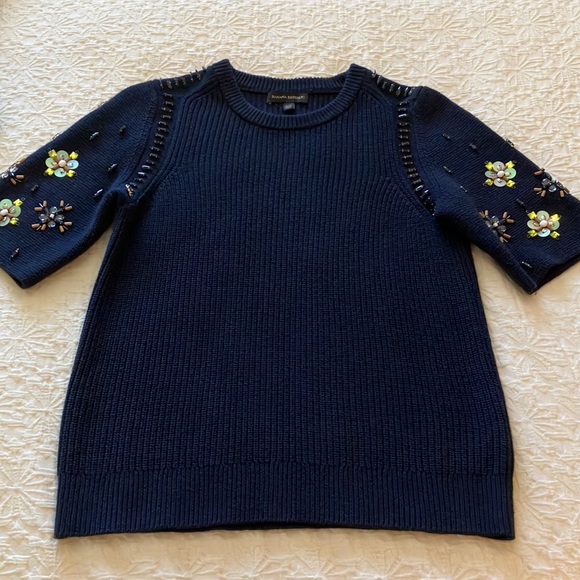 Gorgeous navy cotton blend short sleeved sweater with bling on & around sleeves - Picture 6 of 10
